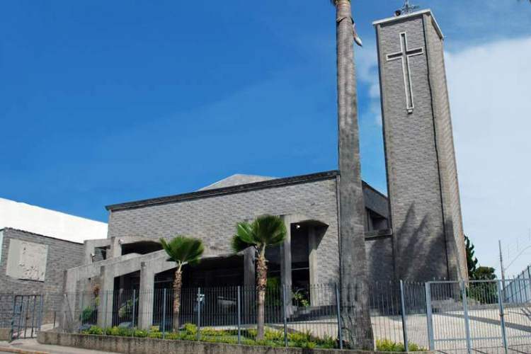 IGREJA NOSSA SENHORA DE FATIMA-varginha