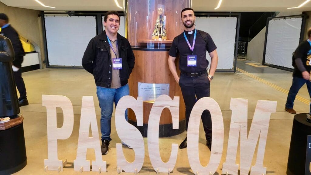 Seminarista Elias e Padre João Paulo